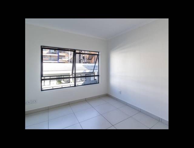 2 BEDROOM APARTMENT FOR SALE IN UMHLANGA RIDGE
